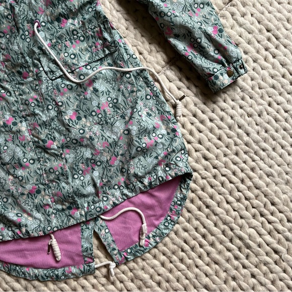 Spring Floral Weird Fish Long Jacket | Medium - Picture 4 of 17